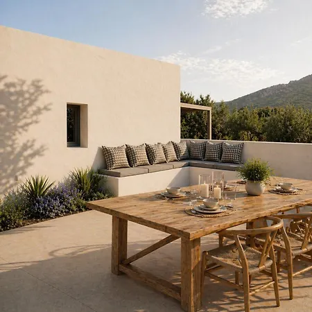 Villa Mitos Ultimate Escape